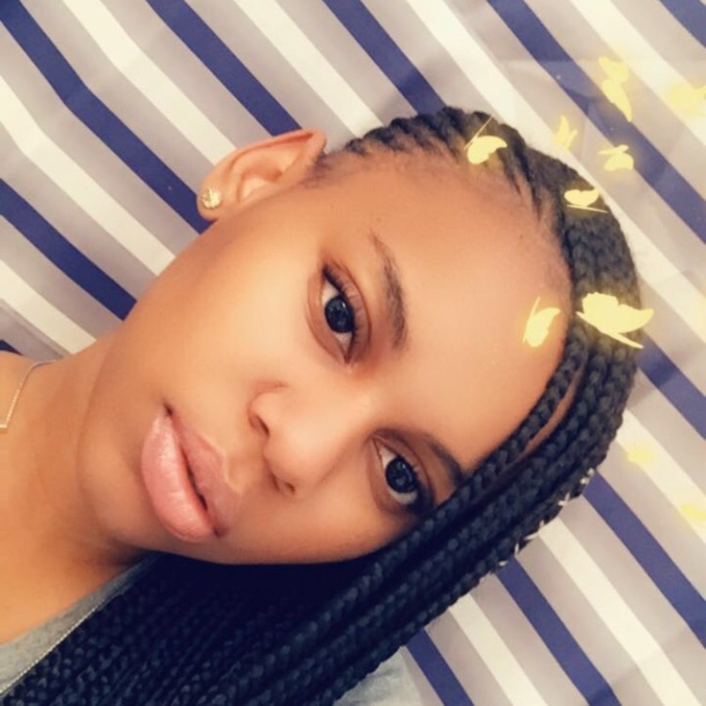 Meet your Posher, Lashay
